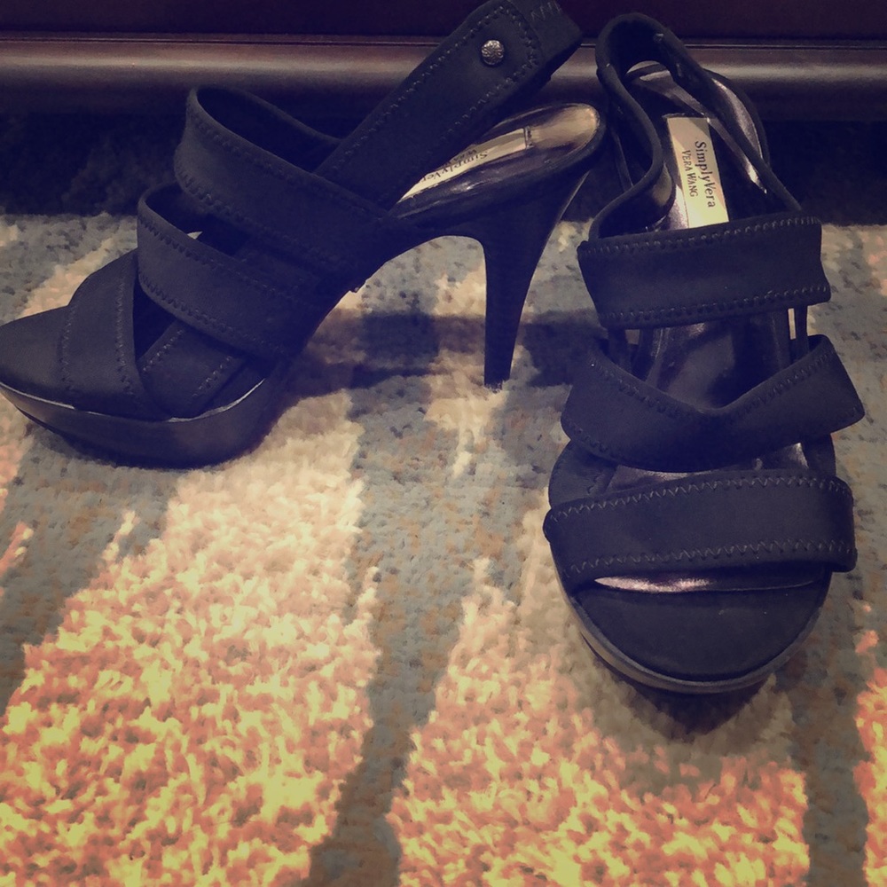 Vera Wang Heels